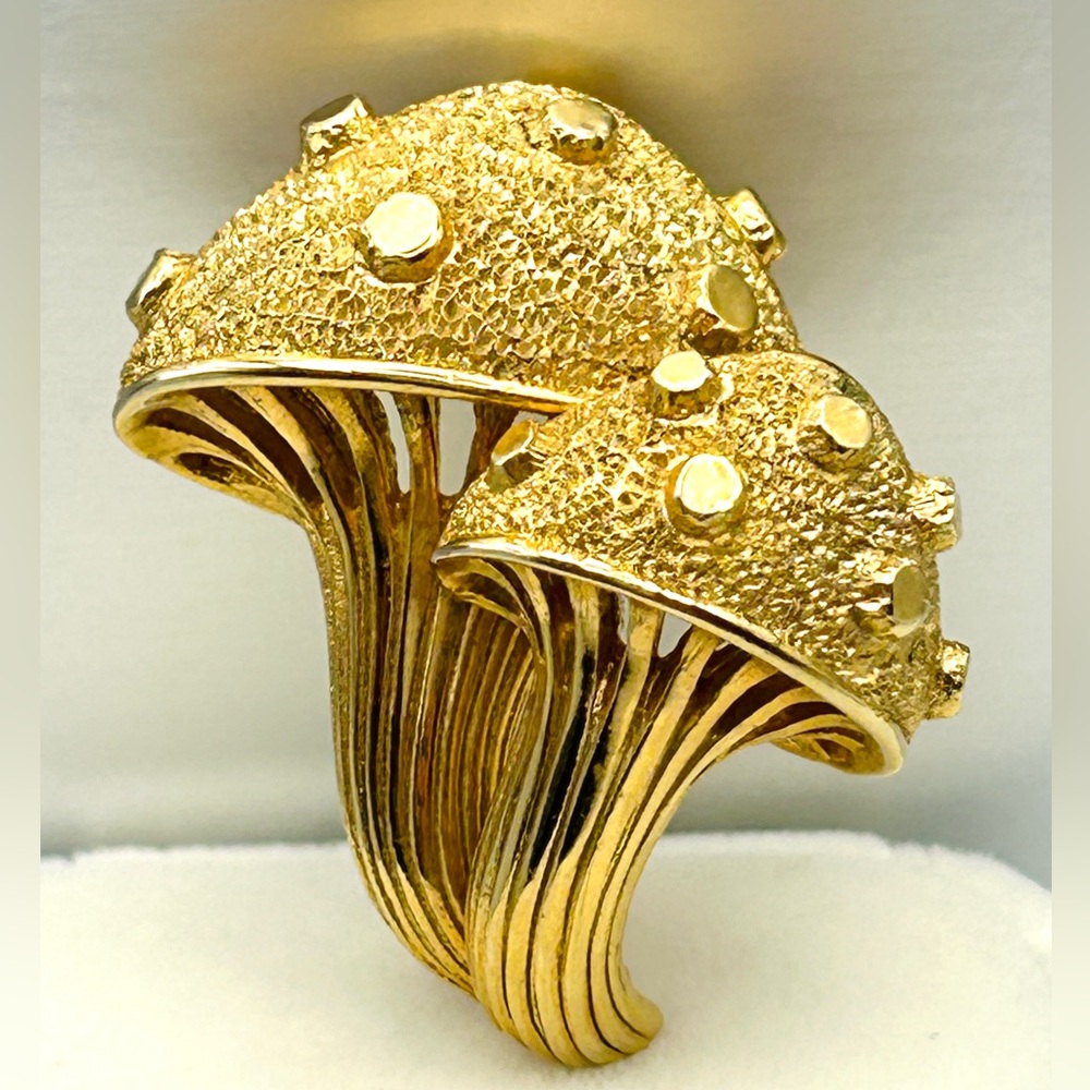 Vintage 60s Marcel Boucher Gold Tone Mushroom Brooch EUC - Picture 8 of 15